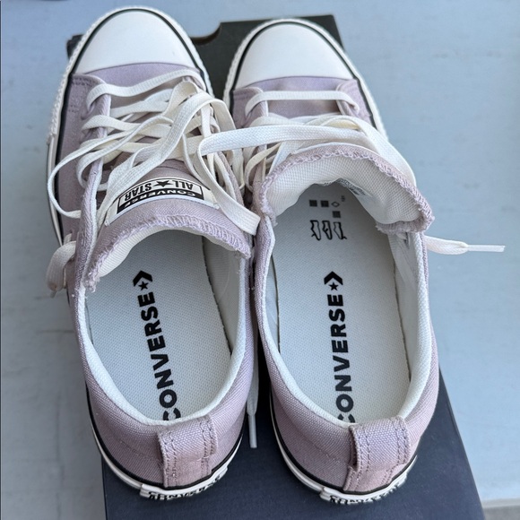 Madison Oxford Sneaker (Women)
Converse - Picture 5 of 8